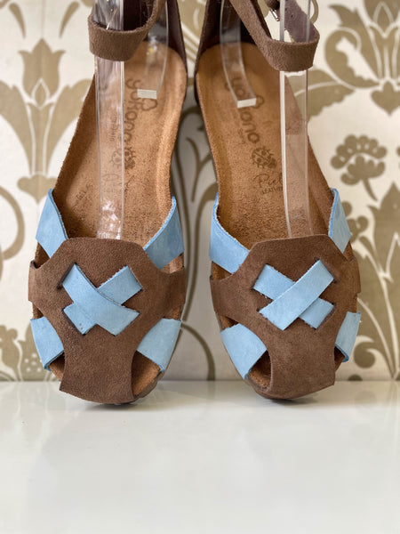 Yokono | Villa-178 Flat Sandal | Brown/Sky Blue Nubuck