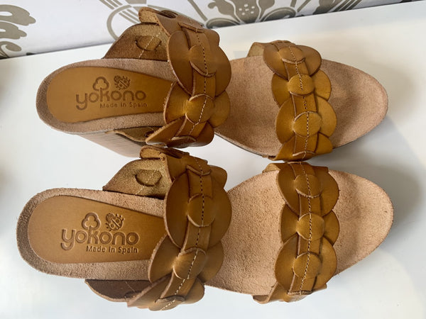 Yokono Heeled Mule | Caracas 076 | Mustard