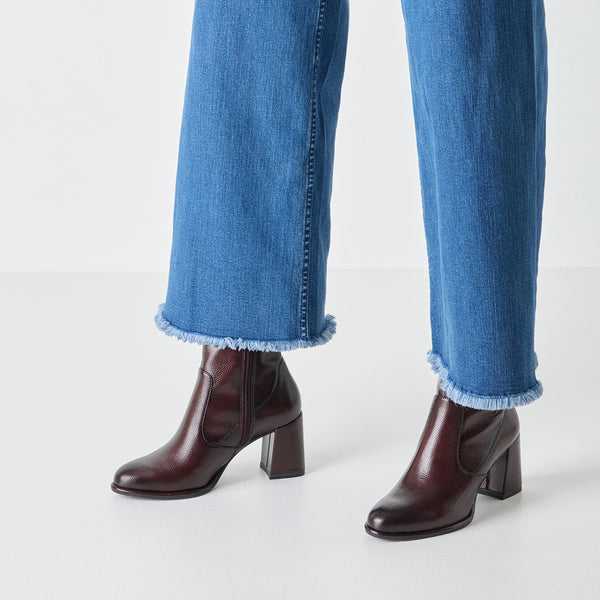 Tamaris | Heeled Ankle Boot | 25357 | Patent Merlot