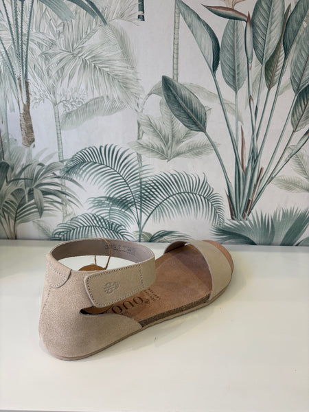 Yokono | Genova -400 Cream Suede | Covered Heel sandal