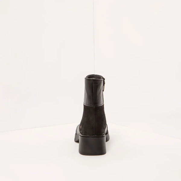 ART | Varsovia 1285 Retro Heeled Ankle Boot | Black Multi