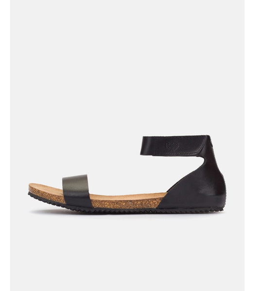 Yokono | Genova-400 | Flat Sandal with Ankle Strap | Black