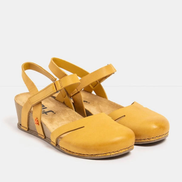 ART | I Live Roma yellow 1931| closed toe Wedge Sandal