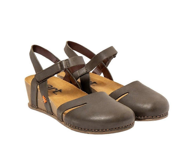 ART | I Live Roma Khaki 1931 | Closed Toe Wedge Sandal