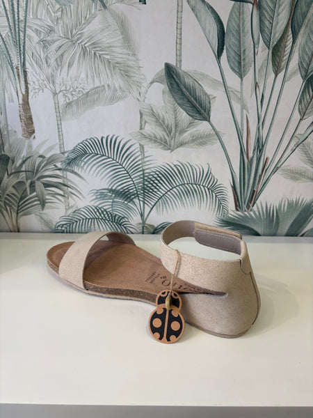 Yokono | Genova -400 Cream Suede | Covered Heel sandal
