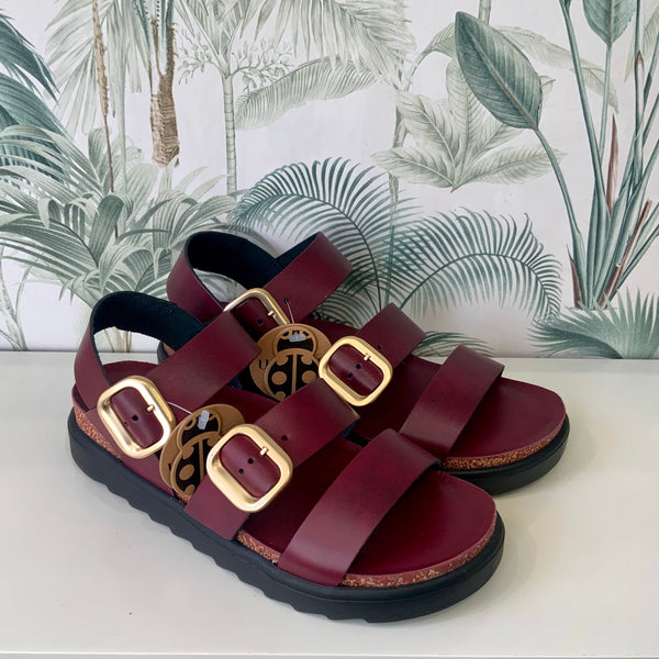 Yokono | Tunez-127 Burdeos | Double Buckle Sandal