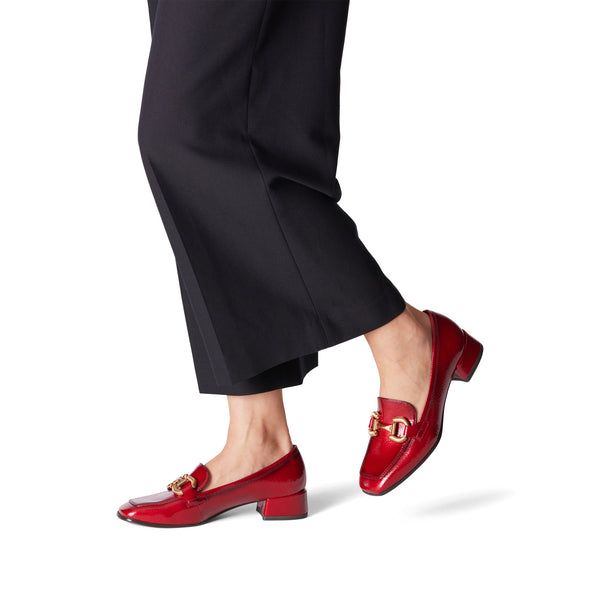 Tamaris | 24316-43 Red Patent | Heeled Women’s Loafer