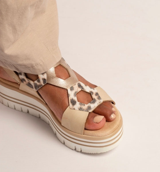 LUNAR | Jaslene Beige | Wedge Sandal