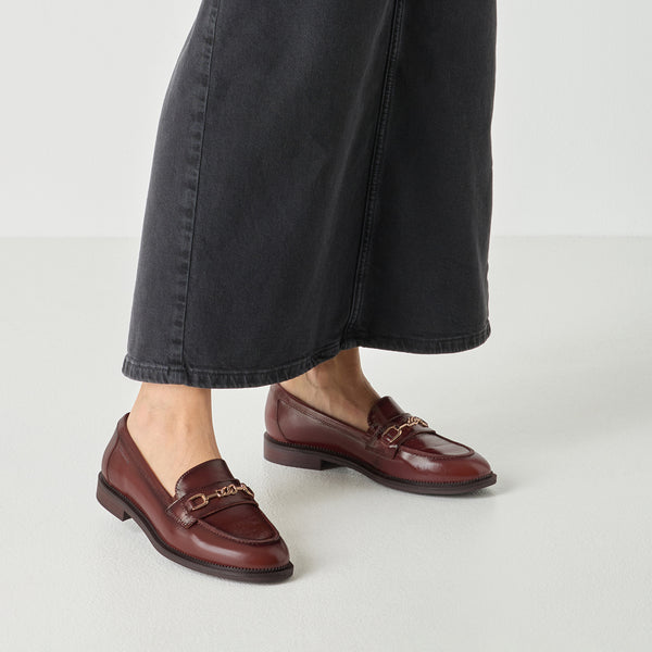 Tamaris | 24255 Cognac  | Women’s Leather Loafer
