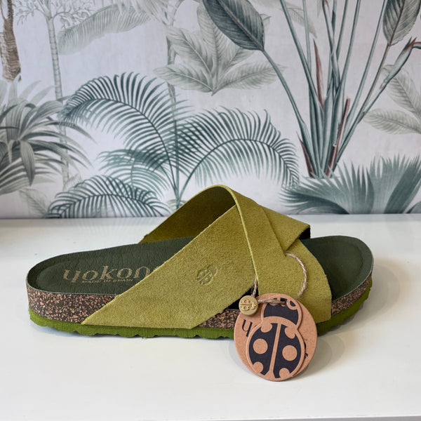 Yokono | Only-300 Pistachio | Crossover Suede Slider