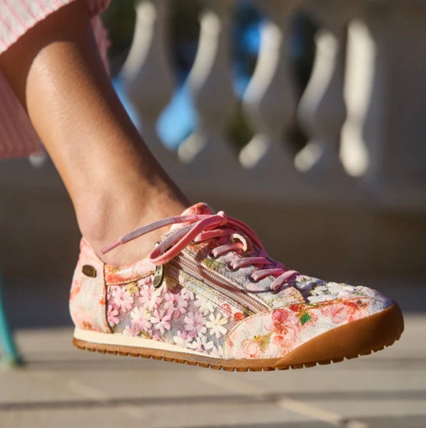 Laura Vita | Tivanao -05 Rose | Floral Trainer