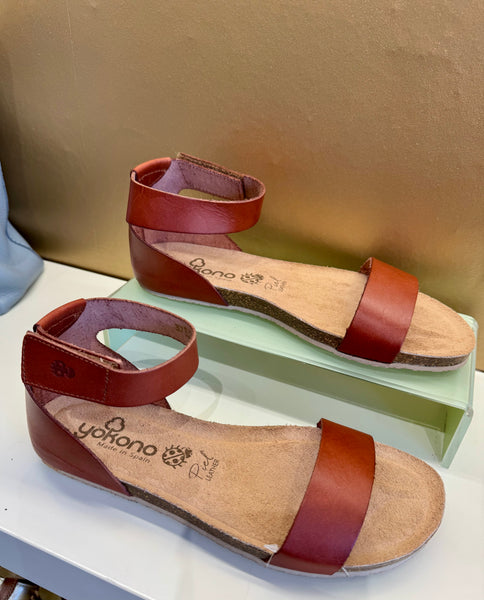 Yokono | Genova-400 | Flat Sandal with Ankle Strap | Tan