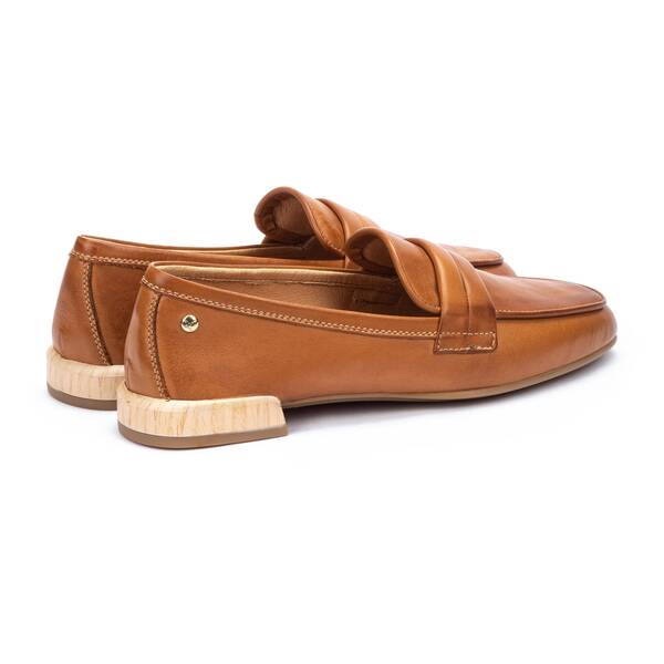 Pikolinos | Almeria Leather Loafer W9W-2531 | Brandy